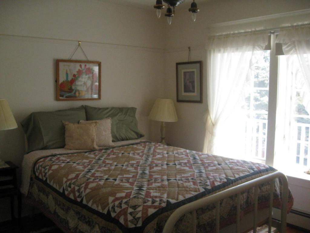 Sproule Heritage Bed & Breakfast Strathmore Kültér fotó
