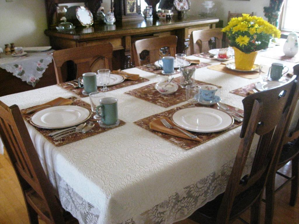 Sproule Heritage Bed & Breakfast Strathmore Kültér fotó
